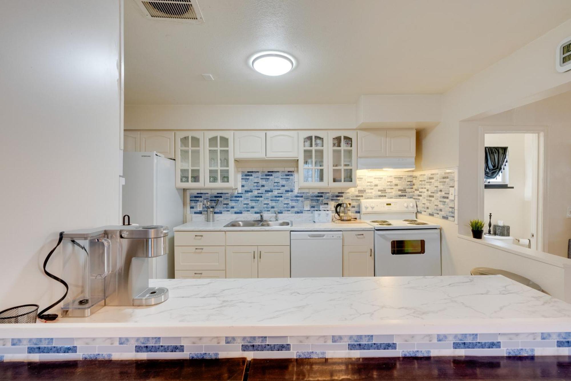 Breezy Fresno Home - Near Airport And Downtown Εξωτερικό φωτογραφία