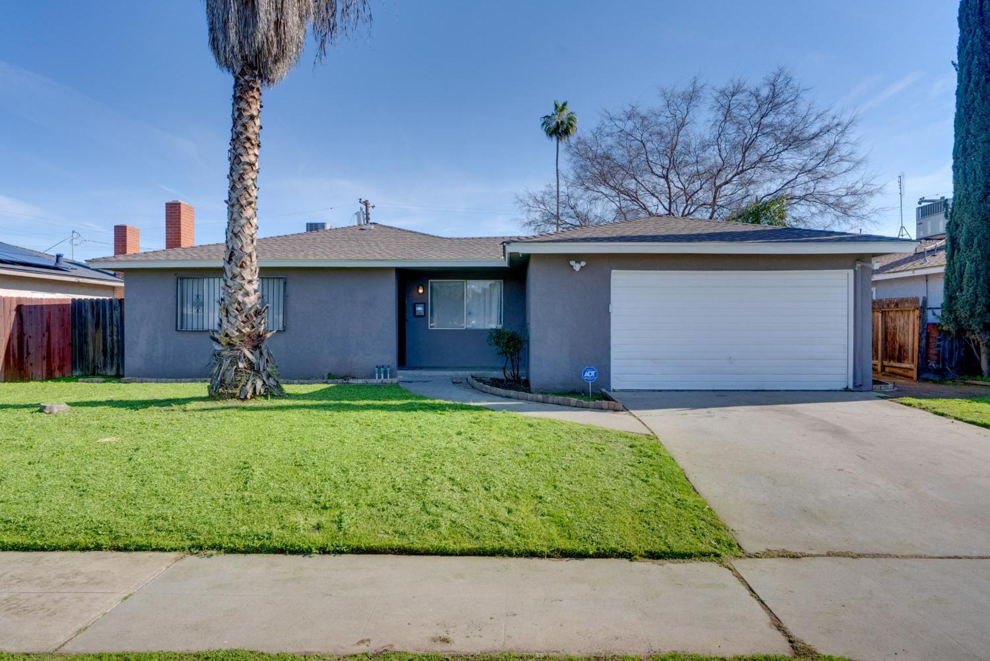 Breezy Fresno Home - Near Airport And Downtown Εξωτερικό φωτογραφία