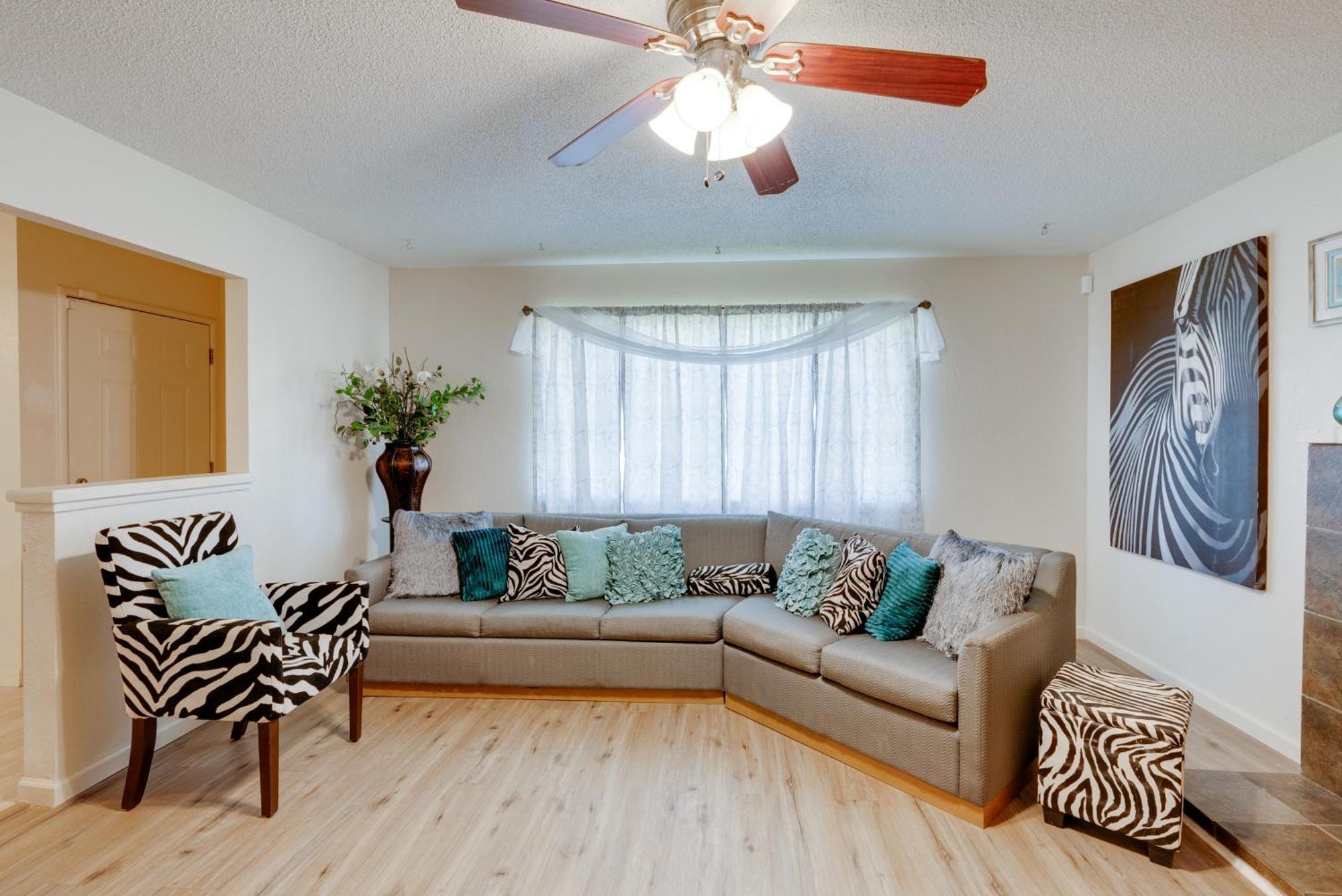 Breezy Fresno Home - Near Airport And Downtown Εξωτερικό φωτογραφία